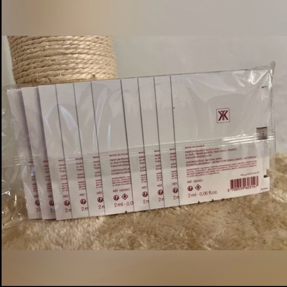 BACCARAT ROUGE 540 NWT -10 pack of 2ml sample bottles w sleeves. - Picture 4 of 4